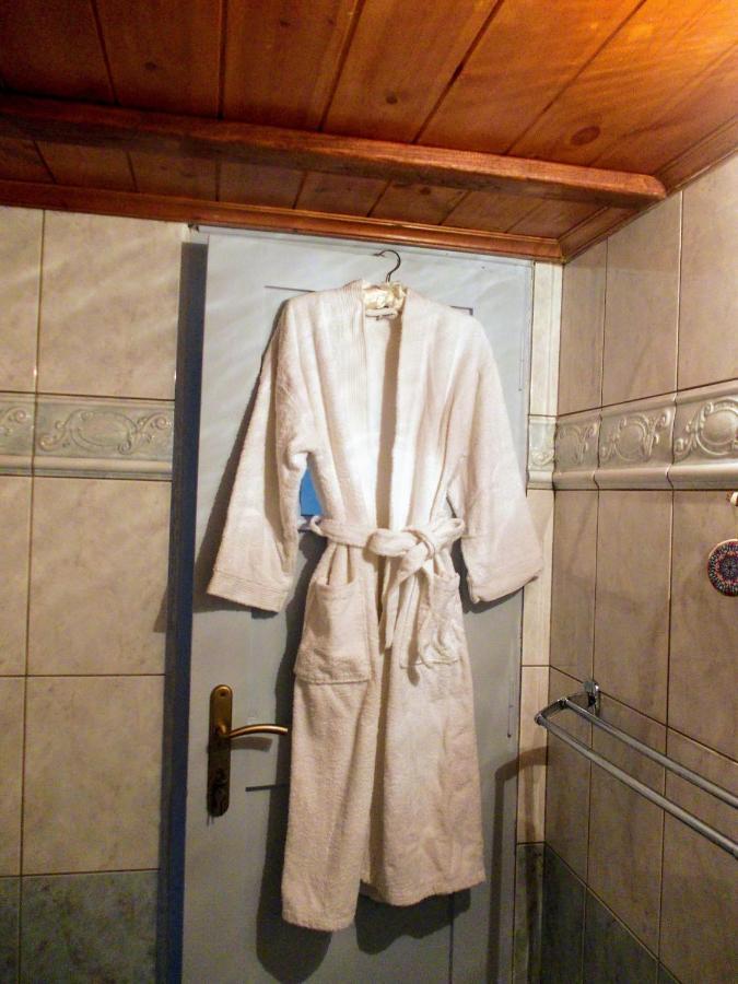 Nyfes Traditional Boutique Frosyni Скирос Екстериор снимка